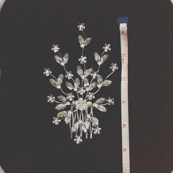 Rhinestone Hair Comb - Picture 3 of 7